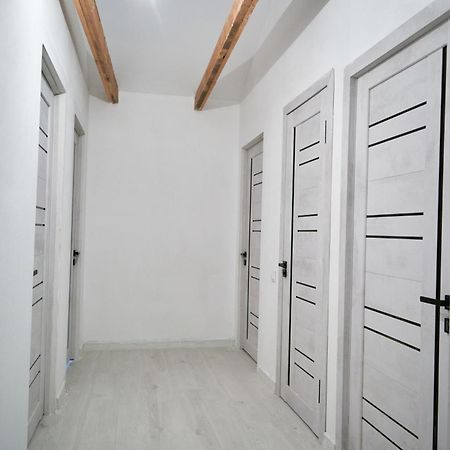 Sweet Vibe Home Almaty Ngoại thất bức ảnh