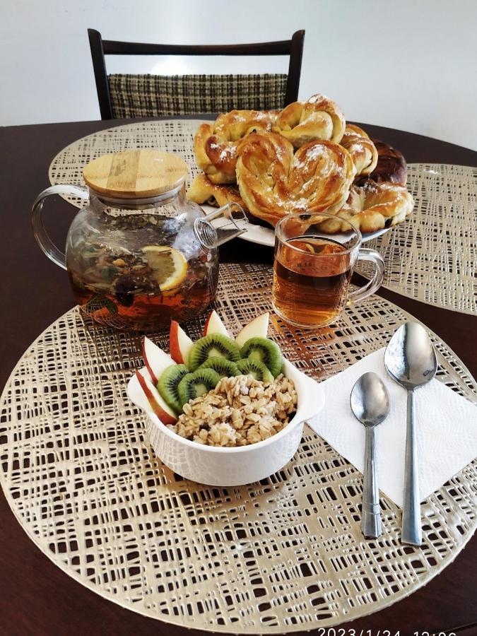 Sweet Vibe Home Almaty Ngoại thất bức ảnh
