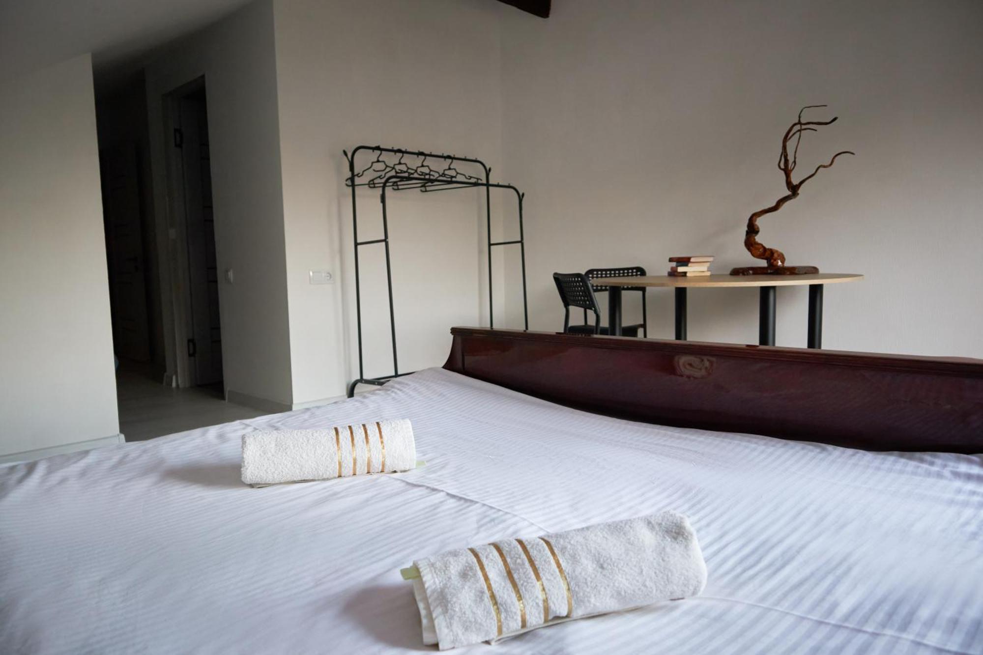 Sweet Vibe Home Almaty Ngoại thất bức ảnh