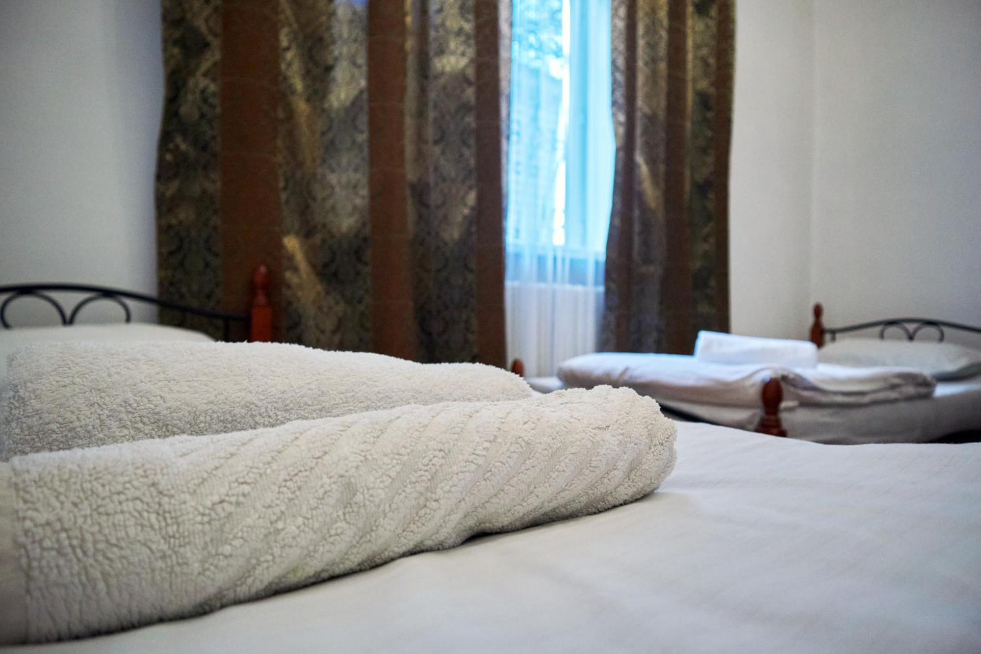 Sweet Vibe Home Almaty Ngoại thất bức ảnh